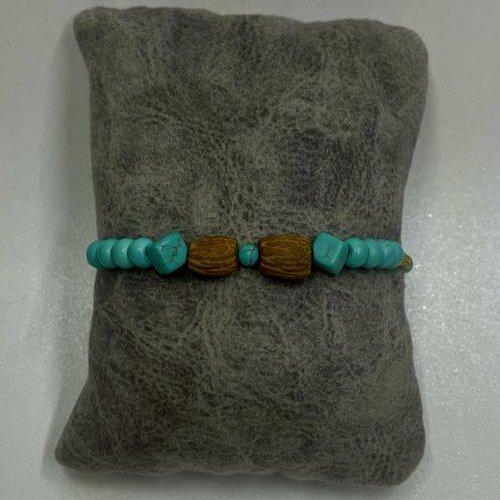 دستبند مدل آسانسوری با مهره های طرح فیروزه آبی رنگ و هسته زیتون و خرج کار برنجی